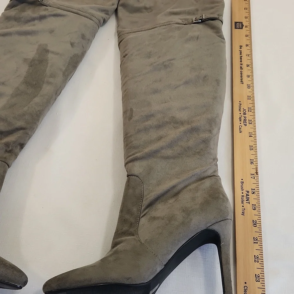 Chinese Laundry Heather Gray Over Knee Stiletto Heel Boots. Size 8.5